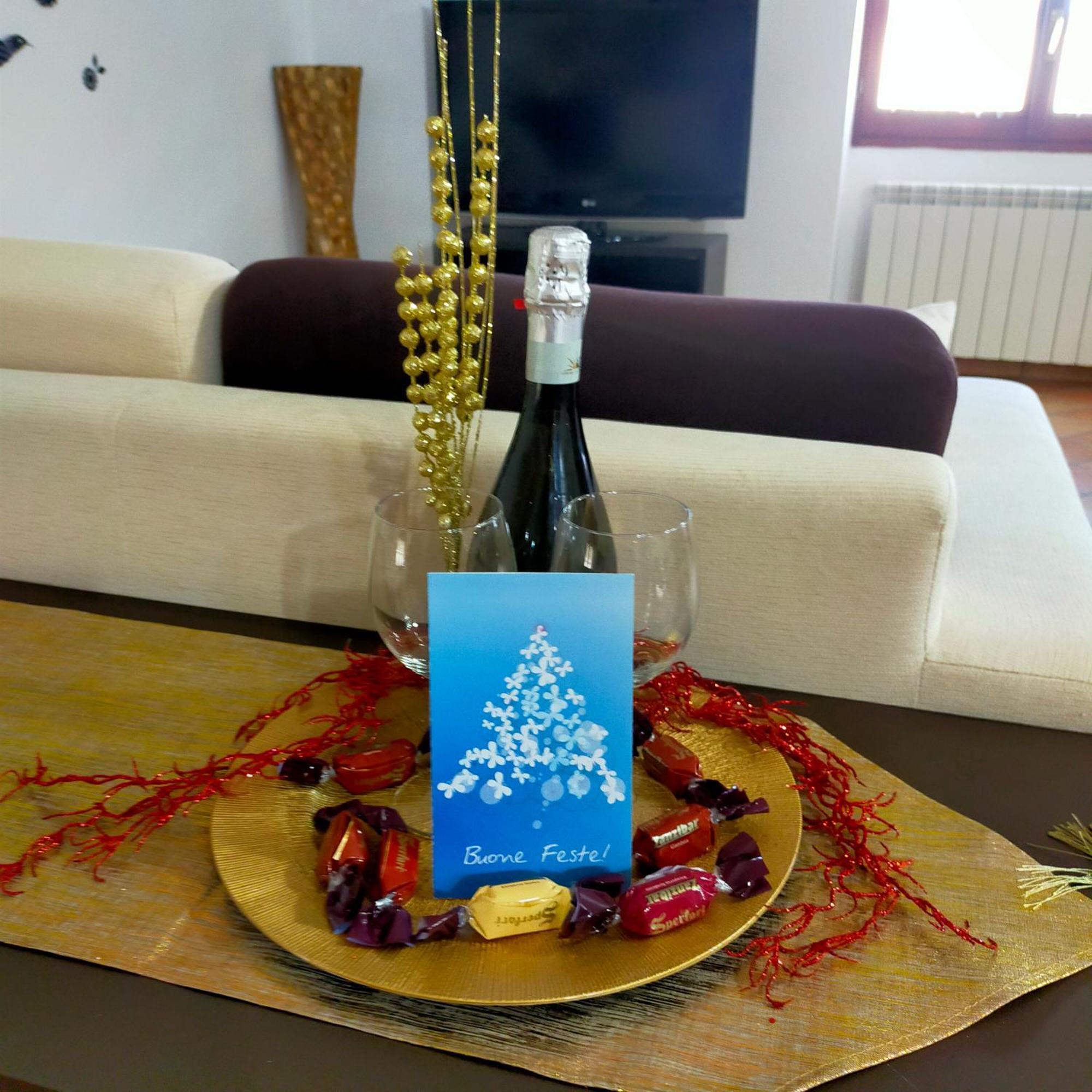 Apartament Mansarda Viti - Sguardo Su Frontone - Zewnętrze zdjęcie